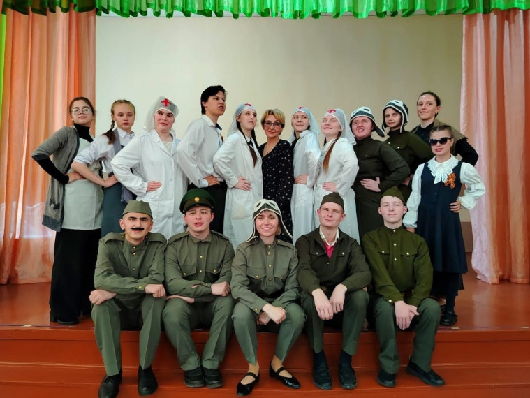 Сражаюсь, верую, люблю.